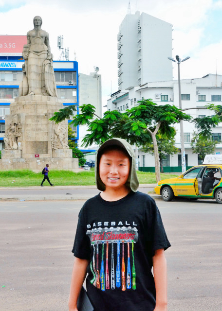 2014-01-02_Workers Square_Monument to the African and European Fighters of the WWI ˹㳡һս޺ŷսʿ-10001.JPG