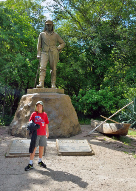2014-01-07_Statue of David Livingstone ά˹ͨ0001.JPG