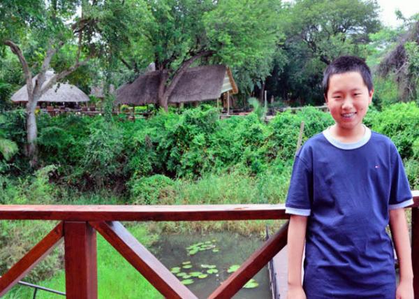 2014-01-08_Chobe Marina Lodge_Thatched Pavillions éͤ-30001.JPG