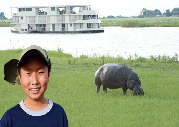 2014-01-08_Cruise @ Chobe River.jpg