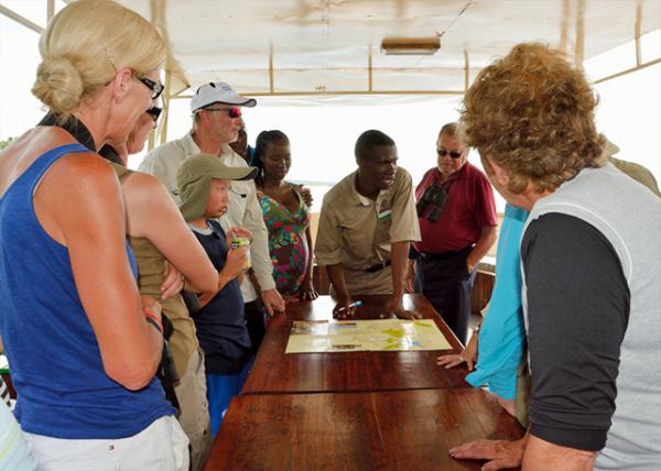 2014-01-08_Cruising over Chobe River.jpg