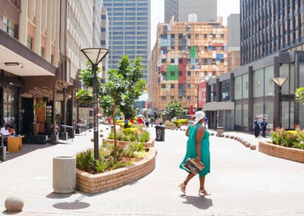 2014-01-10_CBD_Kago ABC Le Kay Motsepe Bldg Ī-50001.JPG