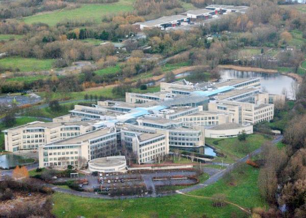 2014-01-11_British Airways HQ @ Waterside, Heathrow0001.JPG