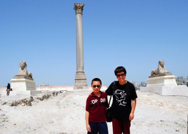 04-02-11_  Roman-Era Red-Granite Column w Sphinxes ʱں컨ʨ-20001.jpg