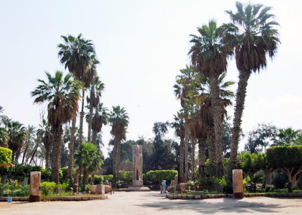 04-05-11_ Mit Rahina_Statue of Ramses II in Limestone from New Kingdom_ Memphis-40001.JPG