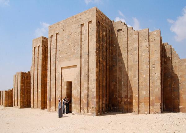 04-05-11_ Djoser's Funerary Palace Entrance to Mortuary Temple.jpg