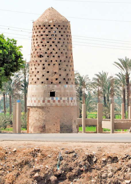 04-05-11_ Pigeon House_ Memphis0001.JPG