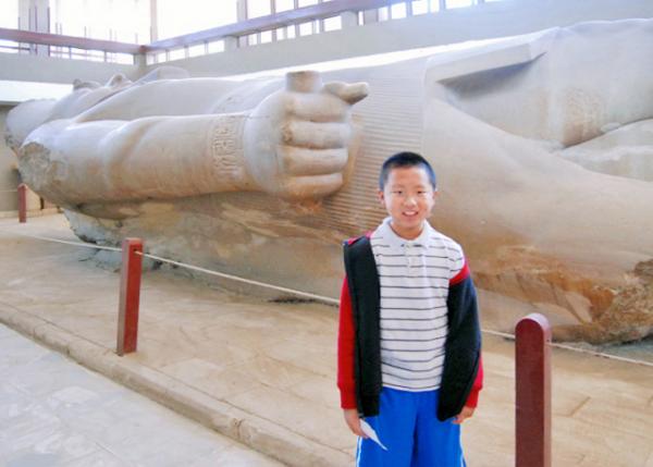 04-05-11_ Mit Rahina_Colossus Ramses II Statue @ Mit Rahina ϣɲݡ˹-10001.JPG