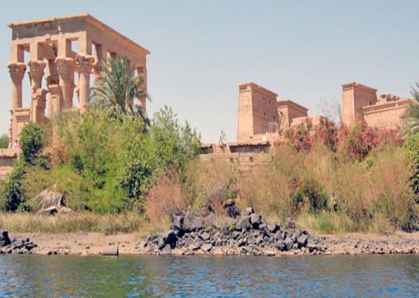 04-06-11_ Agilika Island, the New Phila about 500 Meters North of the Original Philae Island ￨ַ_ Aswan0001.JPG