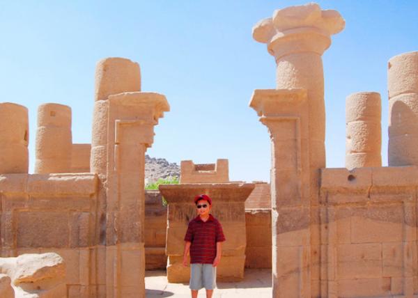 04-06-11_ Temple of Hathor Ů-10001.JPG