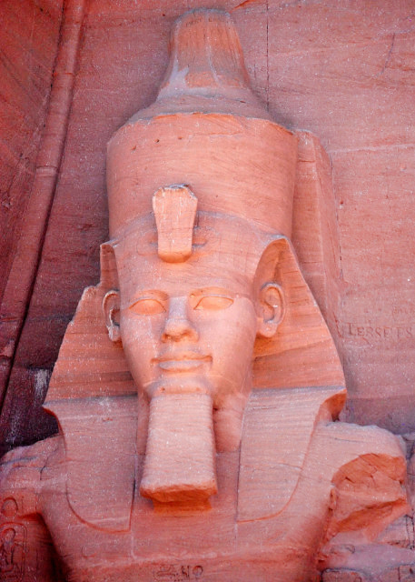 04-06-11_ Statue of Ramses II w Upper Crown ϰʹ0001.JPG