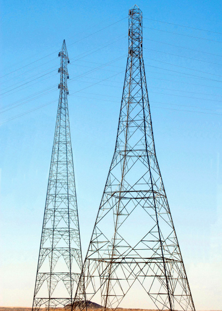 04-06-11_ Power Line Towers 0001.JPG