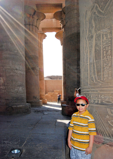 1752864924525228.jpg 04-07-11_ Hypostyle Hall 多柱厅-90001.JPG