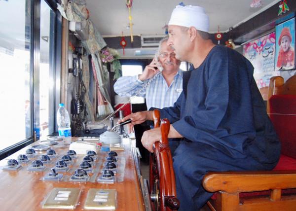 04-07-11_ Pilot on Nile Cruise of MS Jaz Jubilee_ Kom Ombo0001.JPG