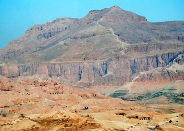 04-08-11_ Meretseger Mt for Tombs of the Nobles in the Theban Hill_ Thebesɽɽ0001.JPG