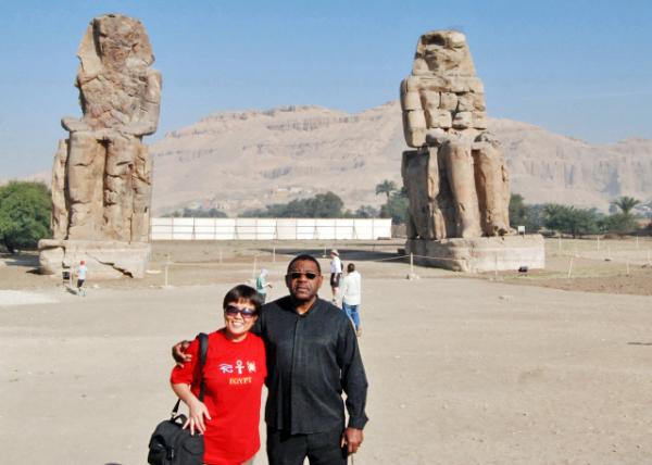 04-08-11_ Colossi of Memnon, Two Massive Stone Statues of the Pharaoh Amenhotep III ũ̫ʯ0001.JPG
