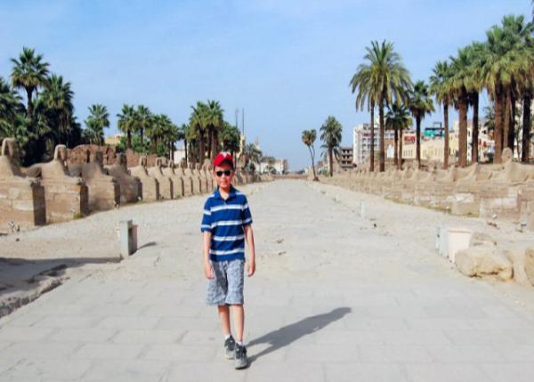 04-09-11_ Avenue of the Sphinxes_ Luxor-10001.JPG
