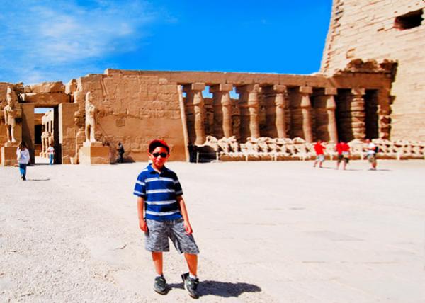 04-09-11_ Ram-Headed Sphinxes Deposited in the 1st Court ڵһ㳡ʨ20001.JPG