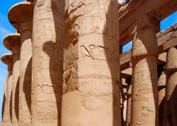 04-09-11_ Open Papyrus Umbel Capitals & Architrave on the Central Columns of the Hypostyle Hall-10001.JPG