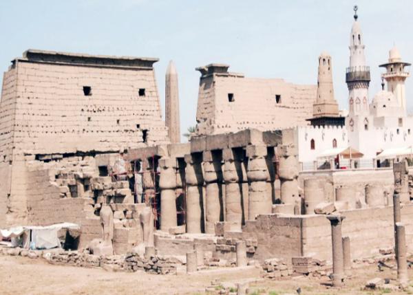 04-08-11_ Peristyle Courtyard ˹ͥԺ0001.JPG