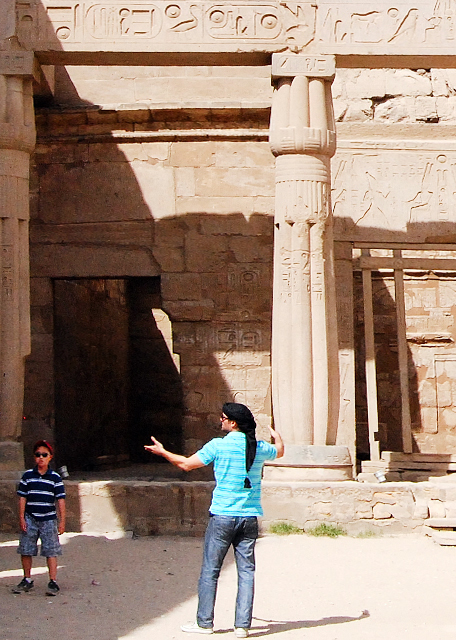 1753056570362835.jpg 04-09-11_ Court of Ramses II 拉美西斯二世广场-20001.JPG