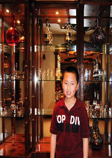 04-02-11_ Perfume Shop in Cairo ޡˮ0001.JPG