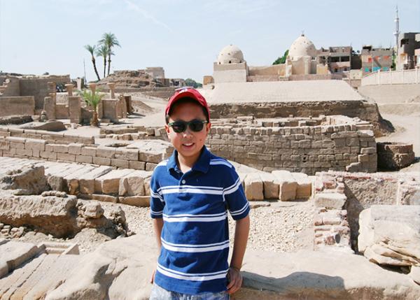 04-09-11_ Quay Located in Front of the 1st Pylon along w the Taharqa Ramp, the Roman Well & the Chapel of Akoris-1.jpg