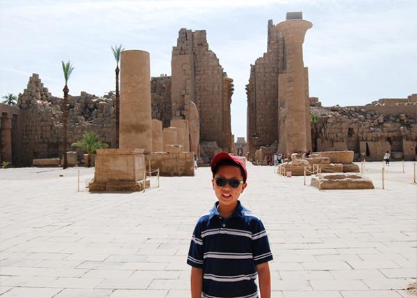 04-09-11_ Entrance of the Hipostyle Hall -10001.jpg