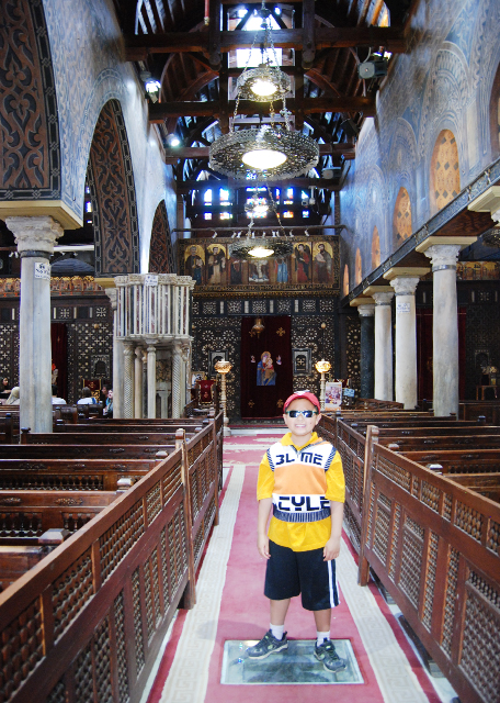 04-12-11_  Hanging Church_Sanctuary -10001.JPG