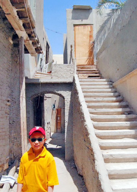 04-12-11_ Ben Ezra Synagogue •̫0001.JPG