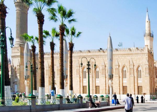 04-12-11_ Al-Hussein Mosque -10001.JPG