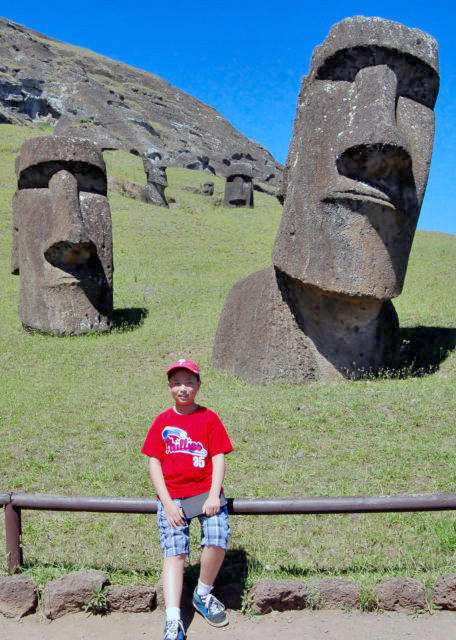 12-17-12_ Rano Raraku Quarry_Moai ͻɽڲʯĦ-100001.JPG