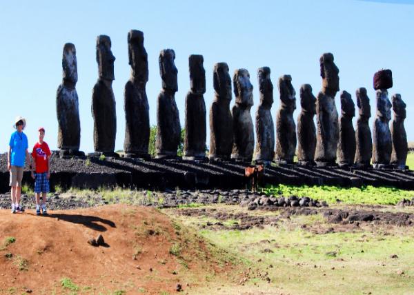 12-17-12_ Ahu Tongariki, the Main Ctr & Capital of the Hotu-iti Clan Ⱥ̳ͼ׸-90001.JPG