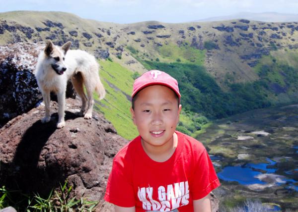 12-18-12_ Rano Kau_Inside Walls of the Crater Sloped at An Angle of between 45 and 65 ɽڃȱڃAбǶȽ45-65֮g-200001.jpg