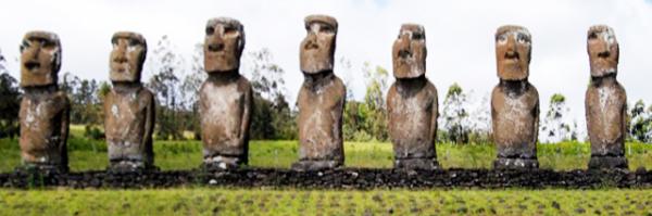 12-18-12_Ahu Akivi, identical moai statues is that they exactly face sunset during the Spring Equinox and have their backs to the sunrise during ߂ΠСͬĦʯ-20001.JPG