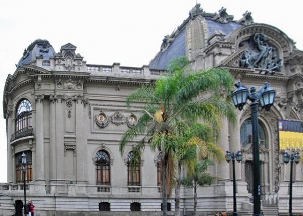 12-20-12_ Museo Nacional de Bellas -30001.JPG