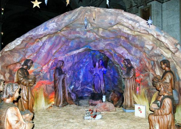 12-15-12_ Santiago Metropolitan Cathedral_Holy Sanctuary0001.JPG