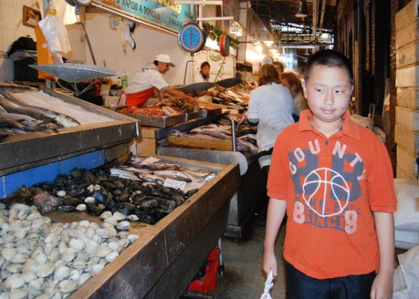 12-20-12_ Fish Market-40001.JPG