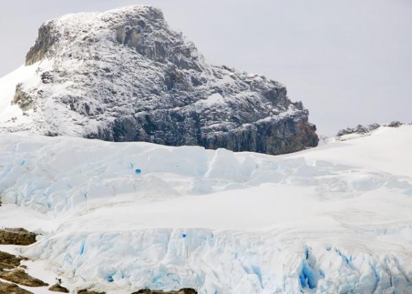12-28-12_ Glacier Alley, Snow-capped Darwin Range ѩǵĴɽ-130001.JPG