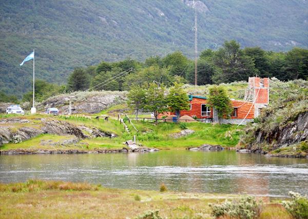 12-28-12_ Border between Argentina & Chile.jpg