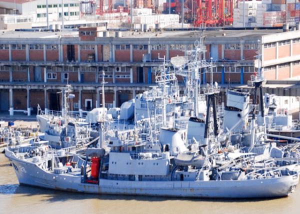 01-03-13_ Montevideo Harbor ɵάຣ-10001.JPG