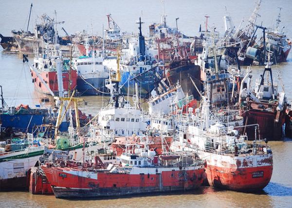 01-03-13_ Montevideo_Fishing Boats.jpg