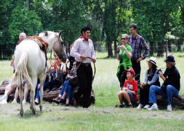 01-04-13_ Argetine Estancia_Horsemanship Demo -30001.JPG