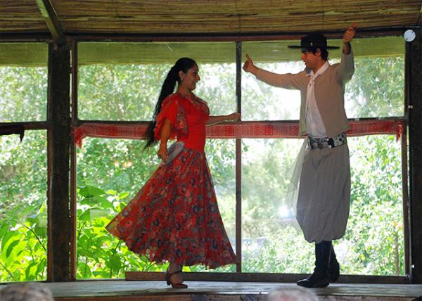01-04-13_ Argetine Estancia_Chacarera Folkloric Dance ǡ赸-20001.JPG