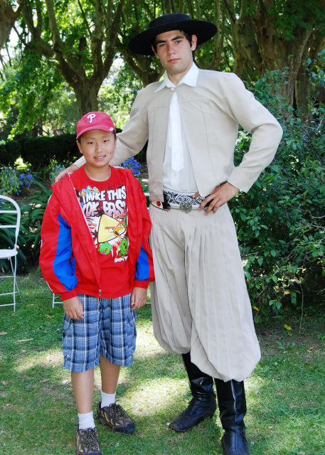 01-04-13_ Argetine Estancia_Folkloric Dancer0001.JPG