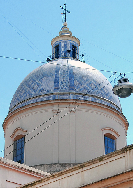 2013-01-05_10_Metropolitan Cathedral_Exterior View of the Dome.jpg