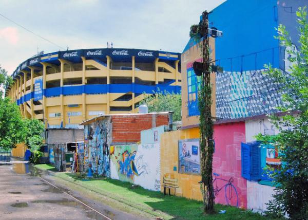 2013-01-05_37_Brightly Painted Houses in Caminito Сͨн֡ɫ޵ķ-130001.JPG