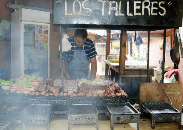 01-04-13_ Bar & Grill_Los Talleres.jpg