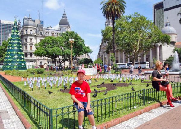 01-05-13_ Plaza Mayo_City Hall -30001.JPG