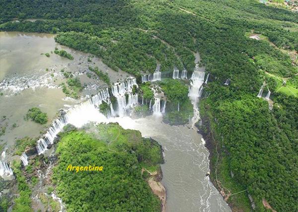 01-07-13_ Iguazu NP on Argentine Side0001.jpg